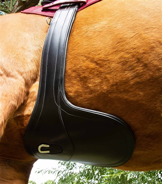 Premier Equine Lizzano Anatomic Leather Stud Girth