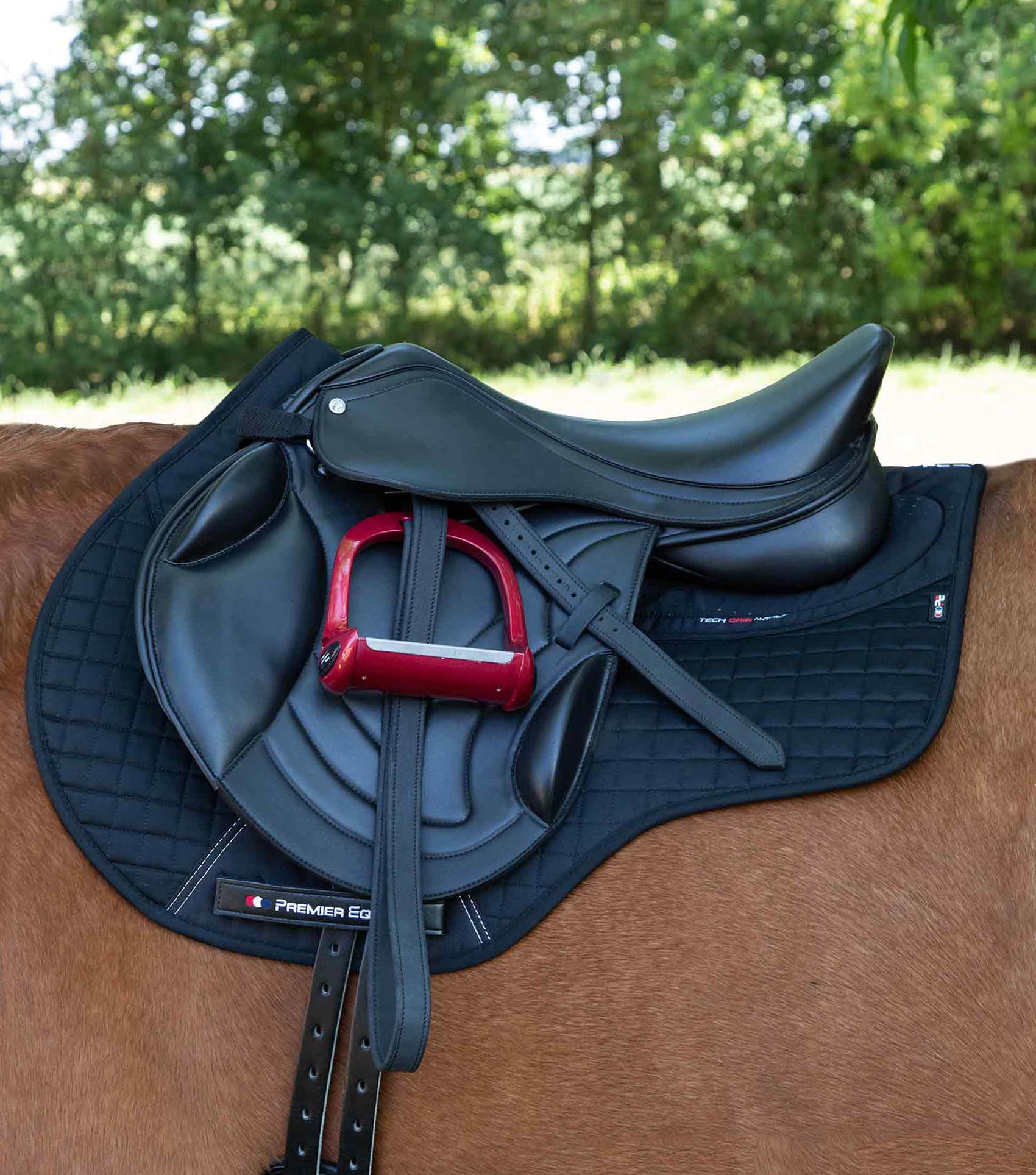 Premier Equine Close Contact Tech Grip Pro Anti-Slip Saddle Pad - GP/Jump Square